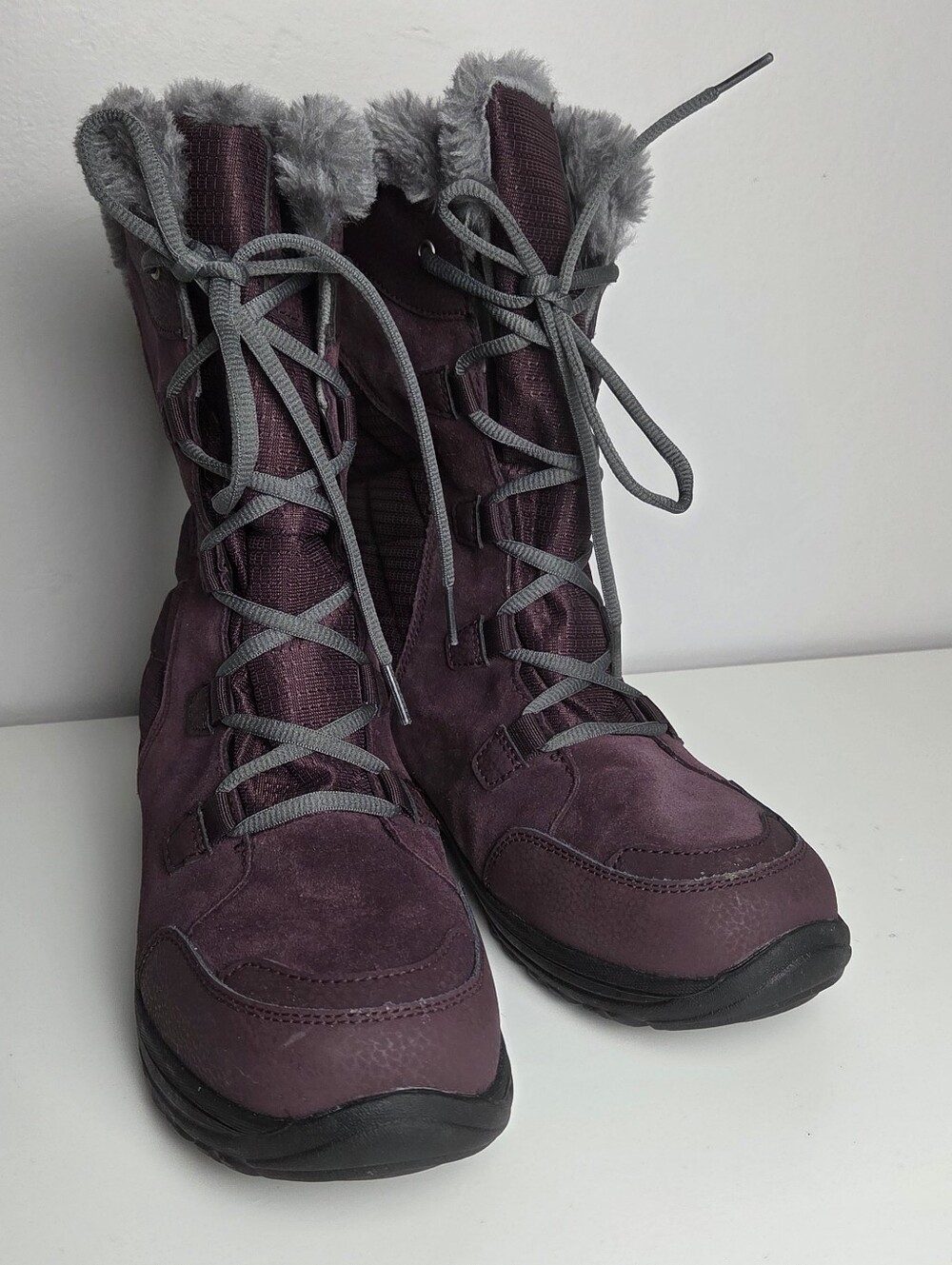 Columbia Women’s Ice Maiden II Boot In Plum